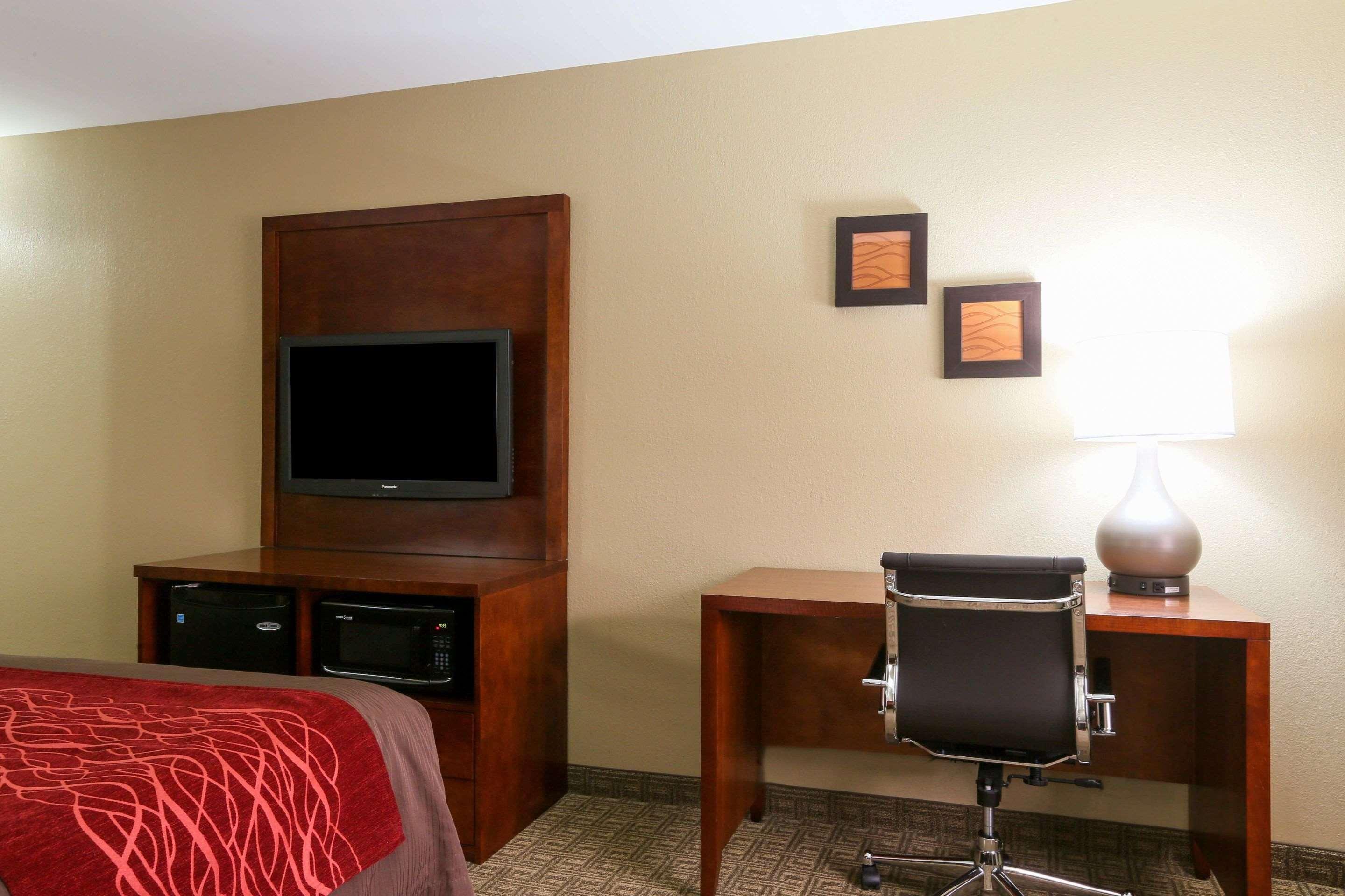 Comfort Inn & Suites Leeds I-20 Exterior foto